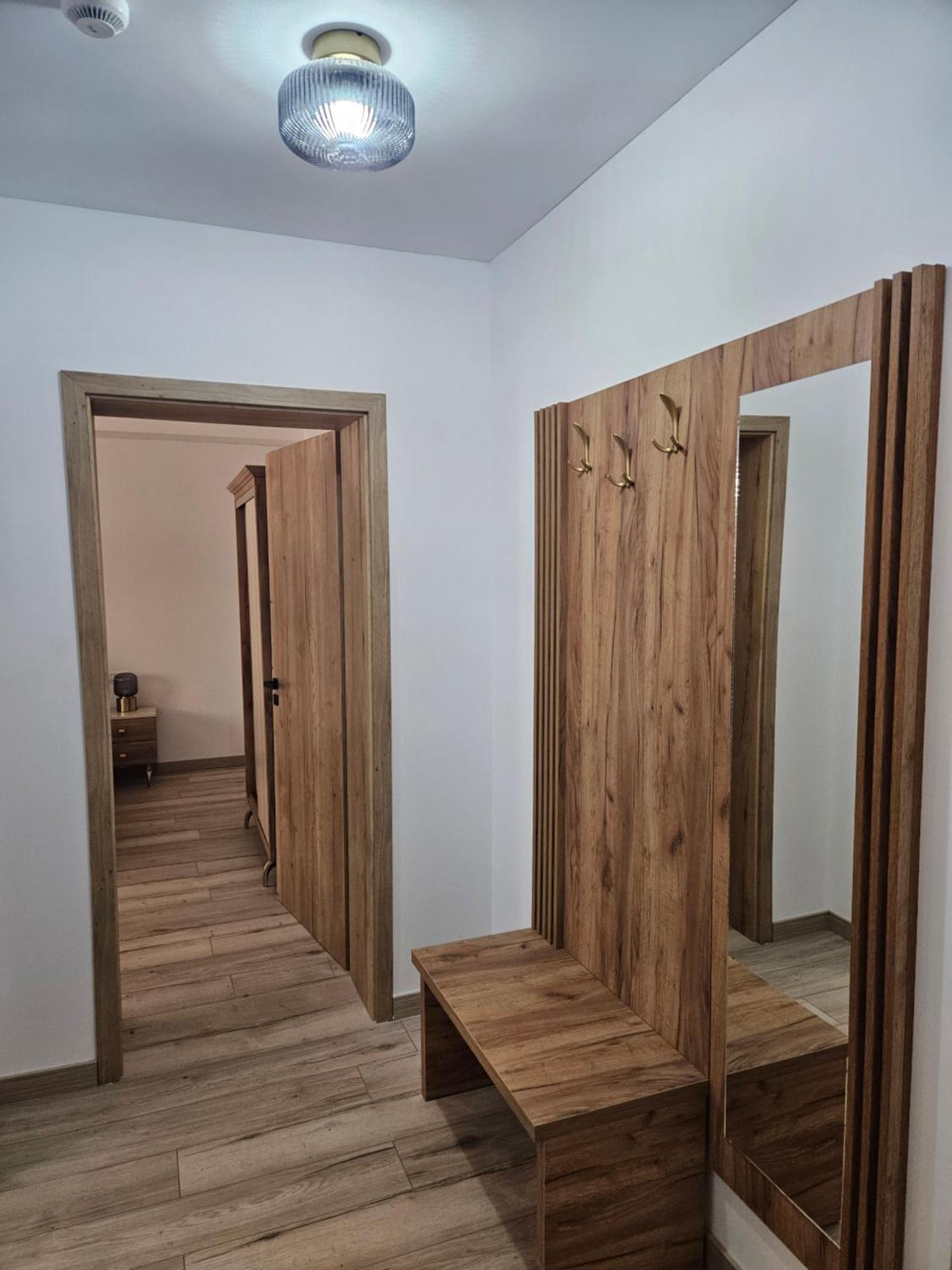 Hotel Colt De Rai Resita Exteriér fotografie